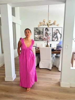 XiRENA Leyla Rosebud Maxi Dress